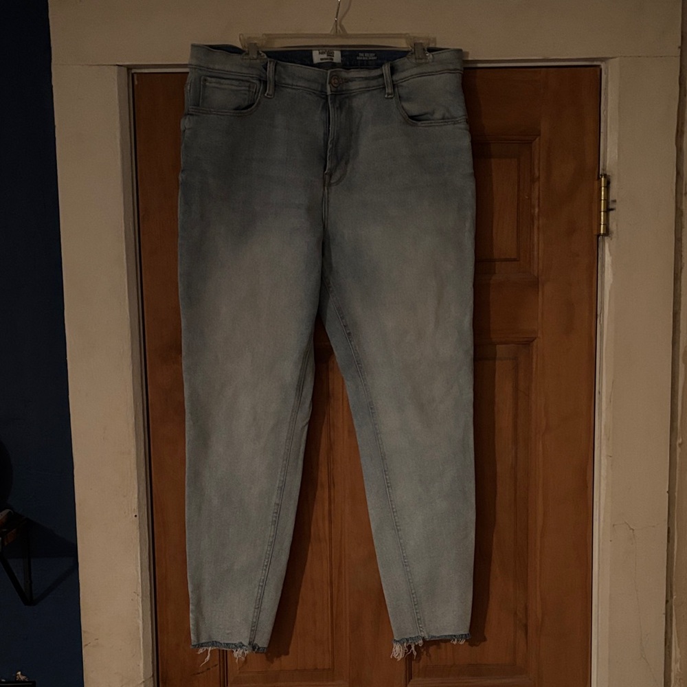 Kensie Light Blue Ankle Jeans